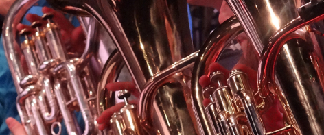 tubas