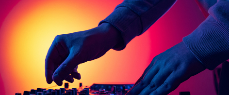 DJ