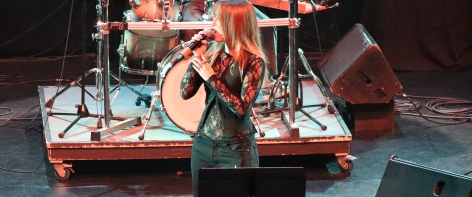 chanteuse et batteur