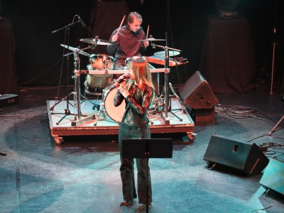 chanteuse et batteur