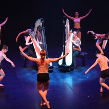 élèves danseurs et harpiste